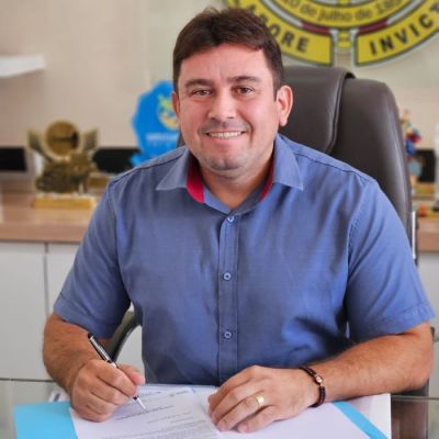 Prefeito Helder Carvalho tem 74,7% de aprovação em Sousa