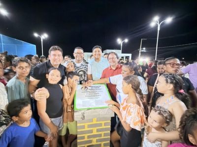 No bairro CEHAP, Prefeitura entrega moderna Praça “Zé Paulino Aboiador”e asfaltamento da rua principal