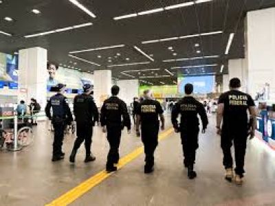 Cão Orelha: aeroporto tem segurança reforçada para chegada de adolescentes